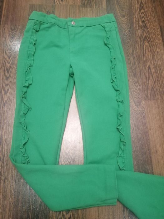 Spodnie Reserved 140