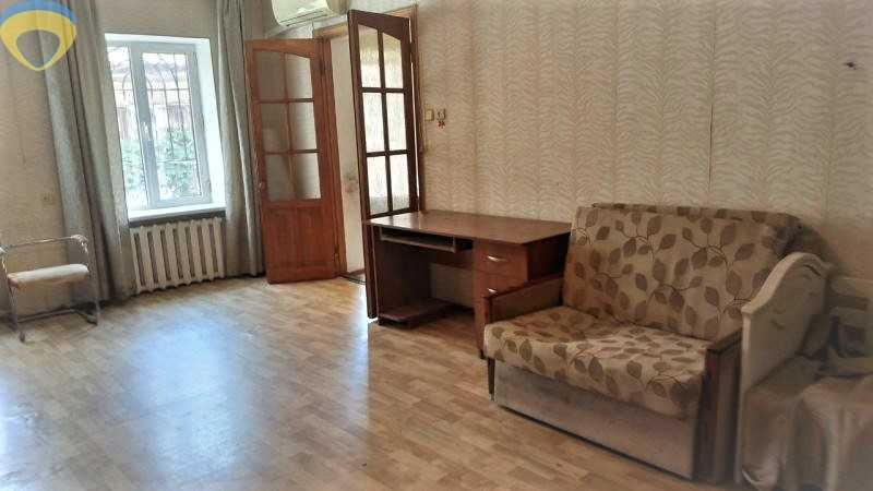 Продам 2 комнатную квартиру на Кузнечной район Консерватории