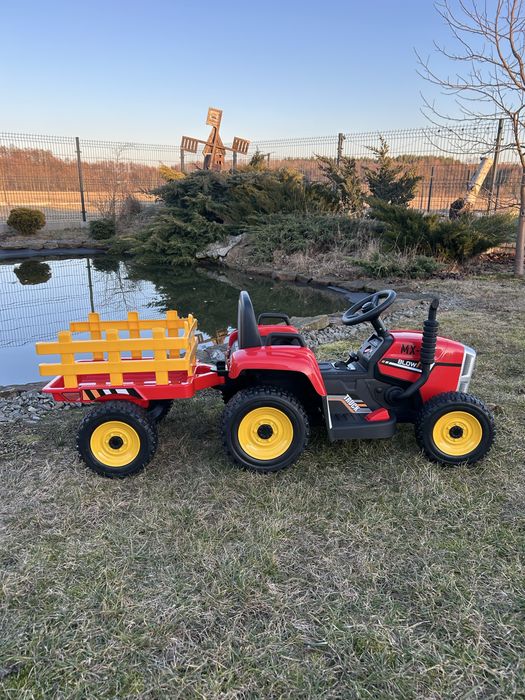 Traktor na akumulator z Przyczepką Pilot 137cm 12V Miękkie koła EVA