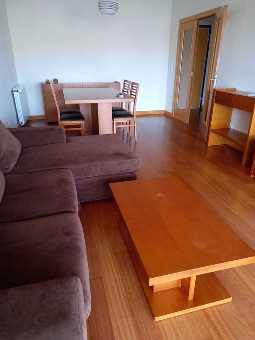 Quarto com WC privativo e lugar de garagem — a 10 minutos a pé do S. João