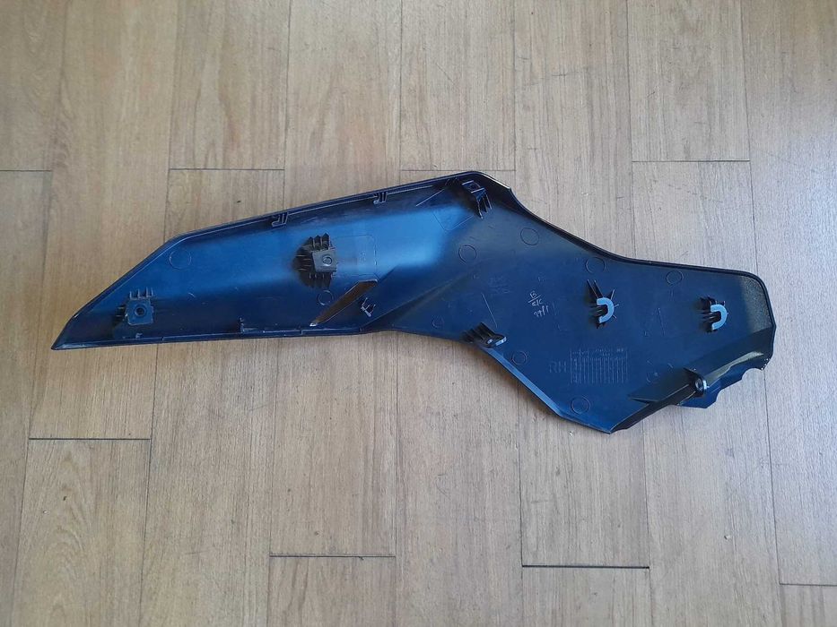 Carenagem Lateral Direita – KTM 390 Duke 2024