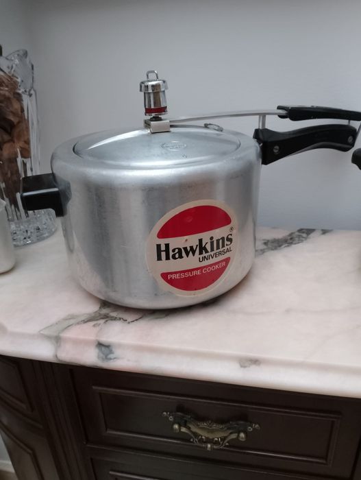 Panelas de pressão Hawkins