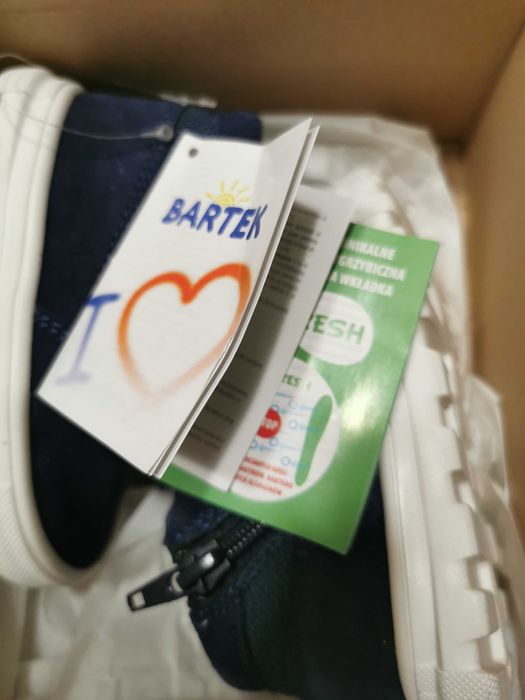 Nowe trzewiki dziecięce Bartek