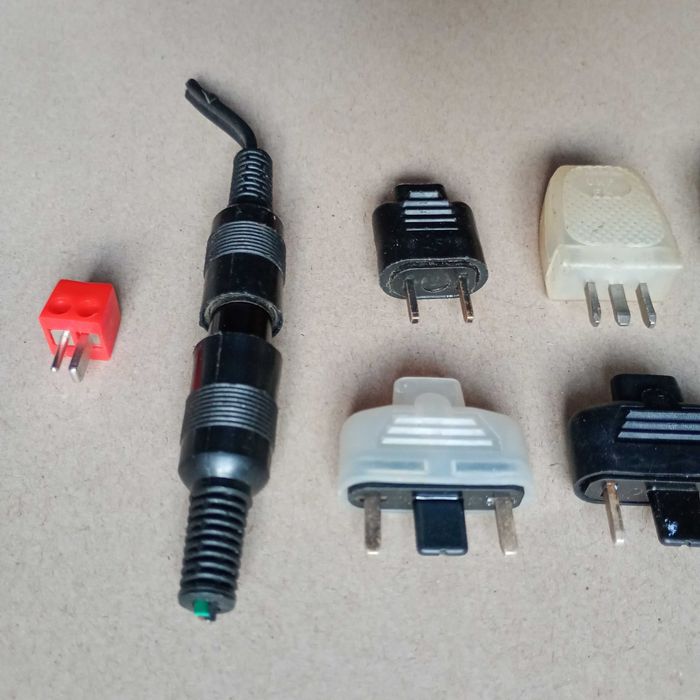 Wtyczki UNITRA UKF FM, DSK AM, 665 i inne PRL