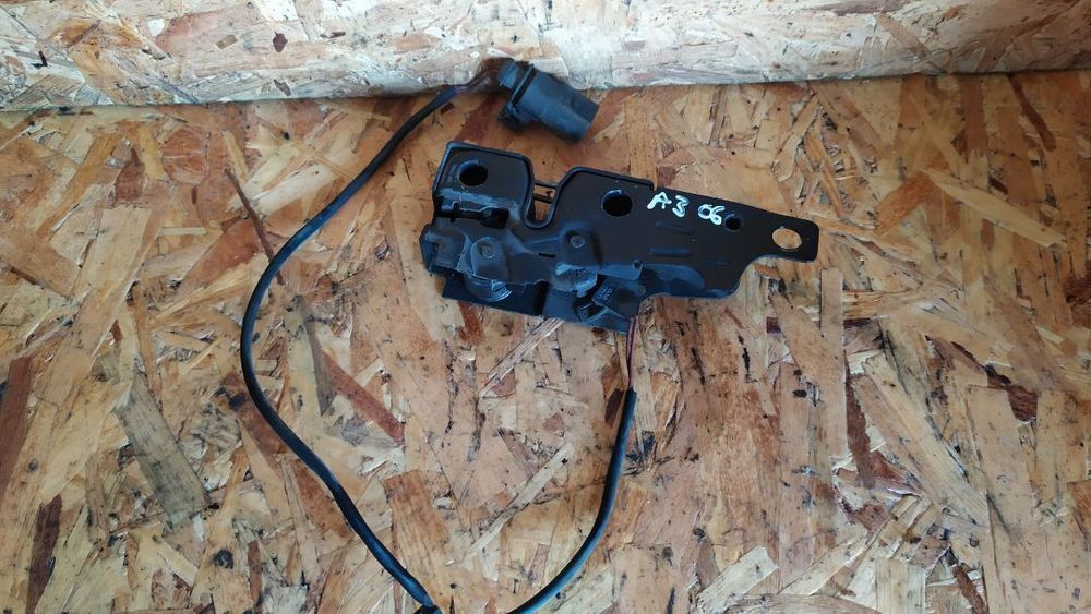 FECHO DO CAPOT AUDI A3 8P VOLKSWAGEN GOLF V