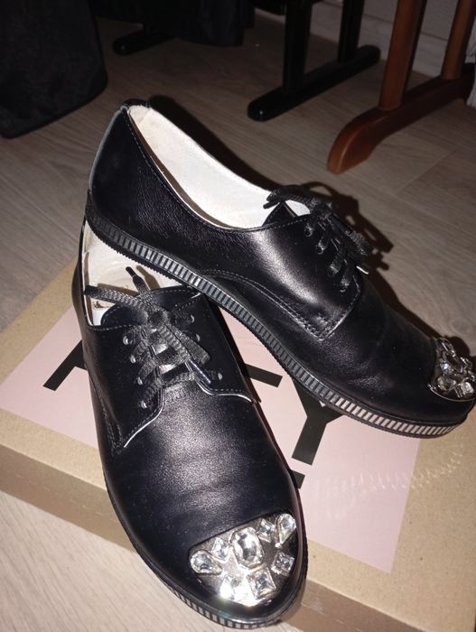 Жіночі шкіряні туфлі р.38