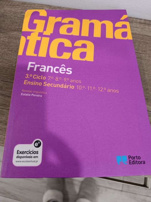 Vários livros do plano de leitura para 2° e 3° ciclo
