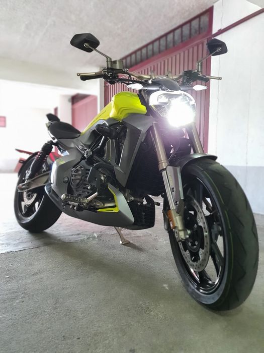 Moto  Zontes 310 V