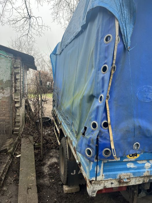 Продам машину все вопросы по телефону