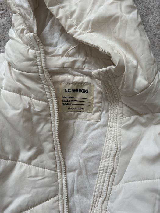 Продам дівчачу жилетку LC Walkiki