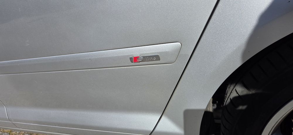 AUDI A3  S Line 1.9 105cv