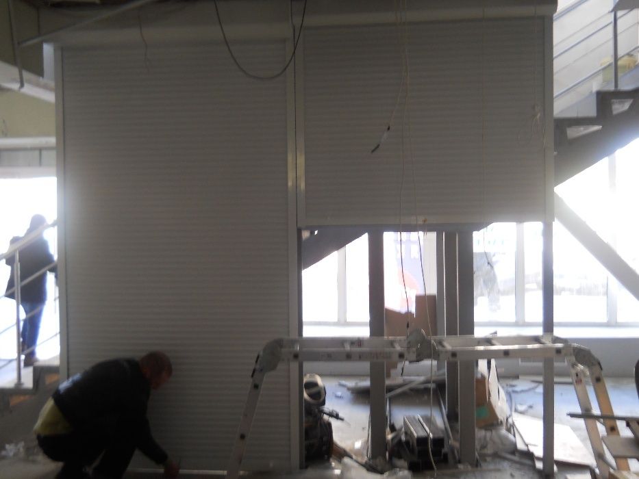 регулювання(ремонт)вікон та дверей,ремонт ролет, сітки,тканинні ролети