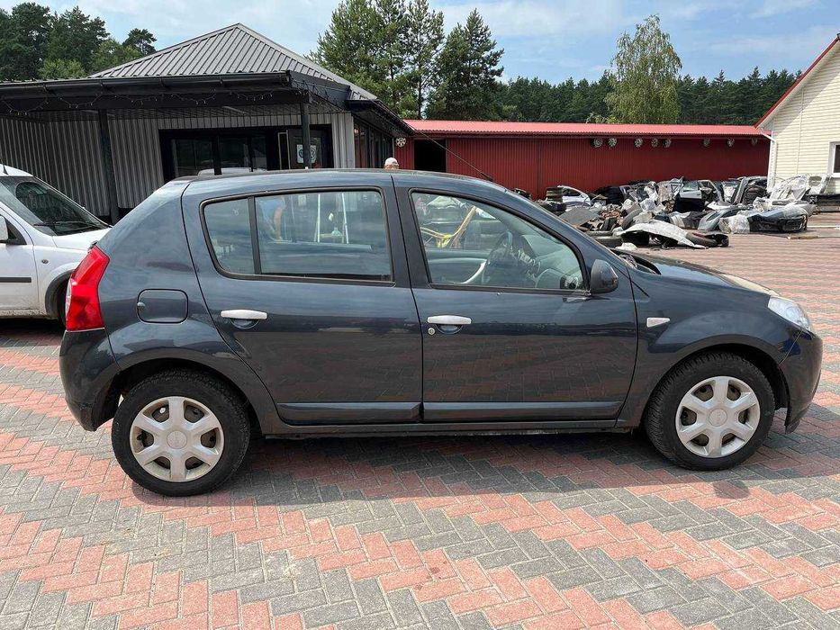 Авторазборка DACIA Sandero (Дача Сандеро) 2008-2012р запчасти шрот