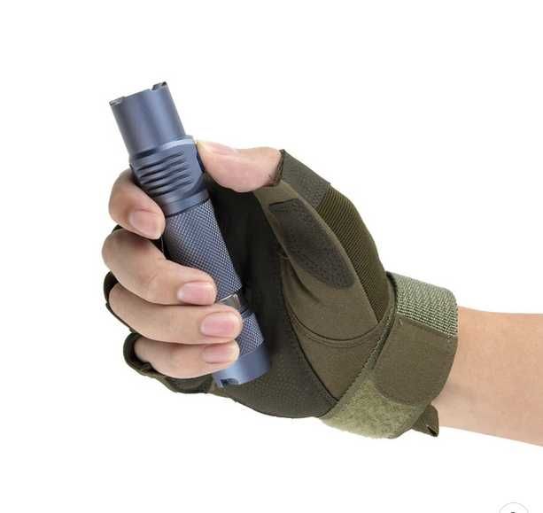 Lanterna Pro UltraFire EC1 1500 Lumens 100% original