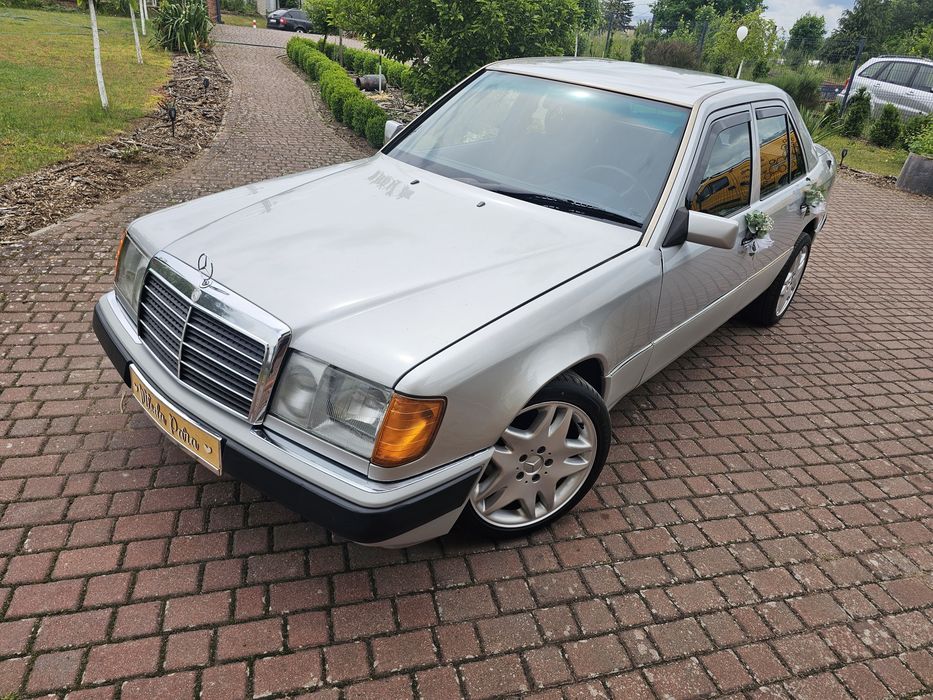 Mercedes-Benz W124