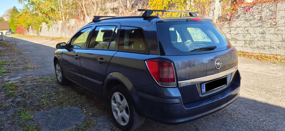 Opel Astra H 1.7 diesel 2005 Rok