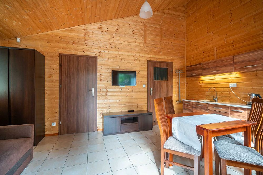 Domki całoroczne 100 m od plaży!!domek, sauna, plac zabaw, jacuzzi