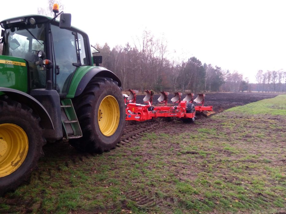 Usługi rolnicze: Mulczowanie kukurydzy, Siew, Orka, Koszenie łąk