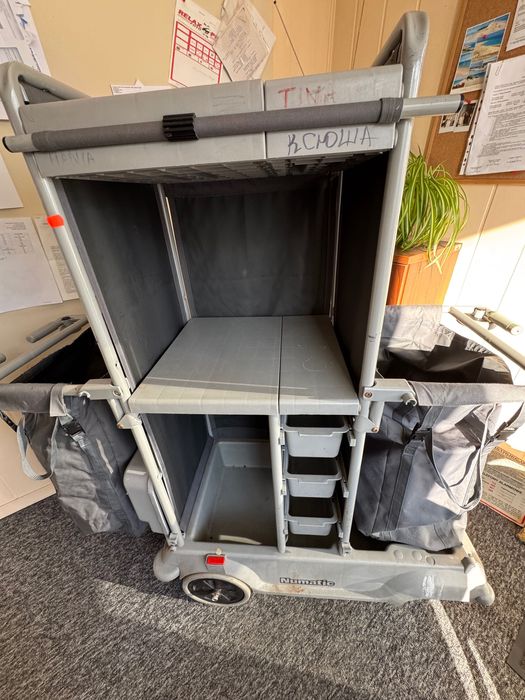 Wózek hotelowy NUMATIC SKAT 12 ServoKeeper