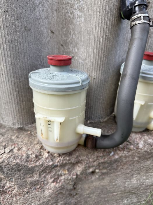 Accord 7 2.0 /2.4 бачок Гур оригінал