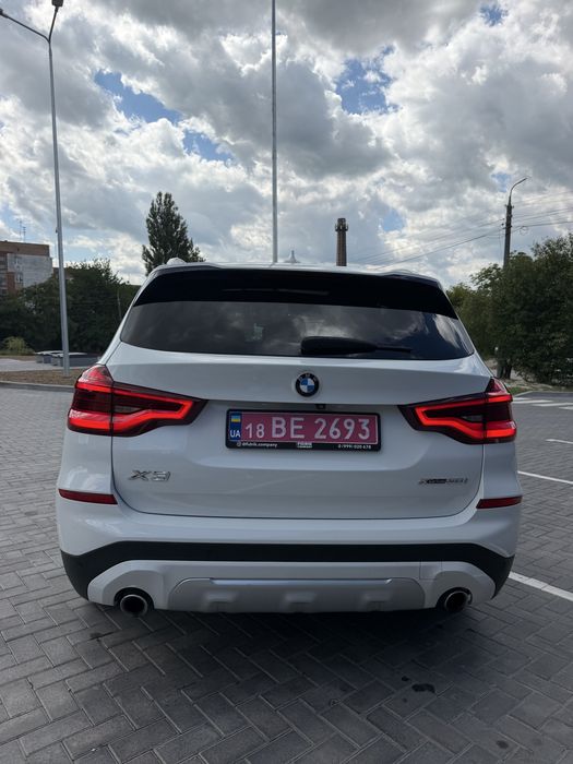 BMW X3 2019 VIN 5UXTY5C09LLT32051 фото оголошення 4 з 24