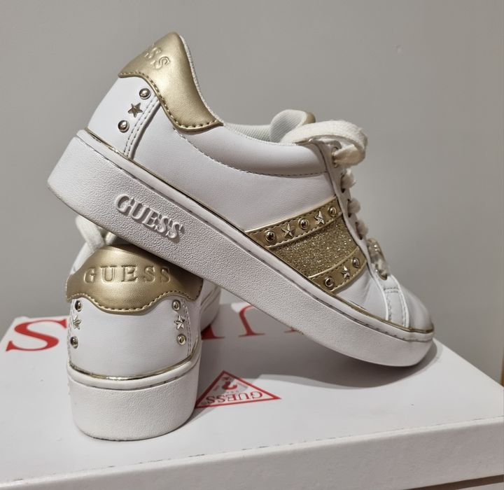 GUESS Bevlee - Sneakersy niskie, białe, roz. 35