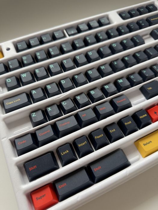 gmk кейкапы - Купити електроніку - Ціни на OLX.ua