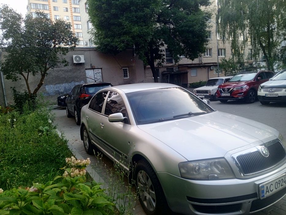 Skoda Superb 2003 VIN TMBCL23U639033907 фото оголошення 2 з 8