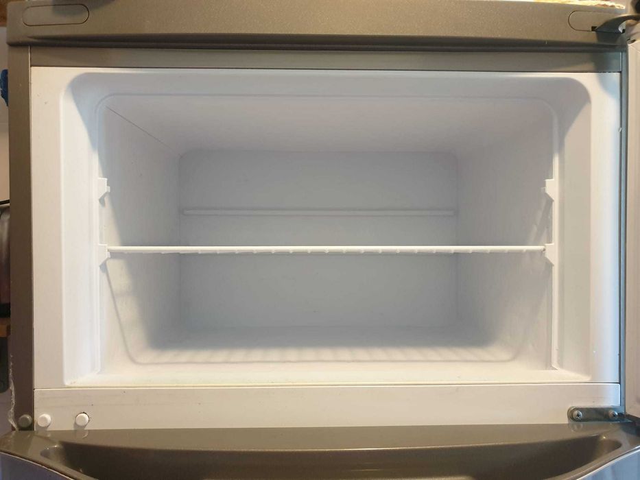 Frigorífico HOTPOINT ARISTON - usado em Excelente estado.