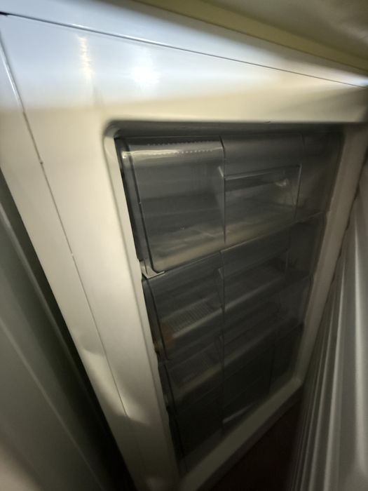 Морозильна камера