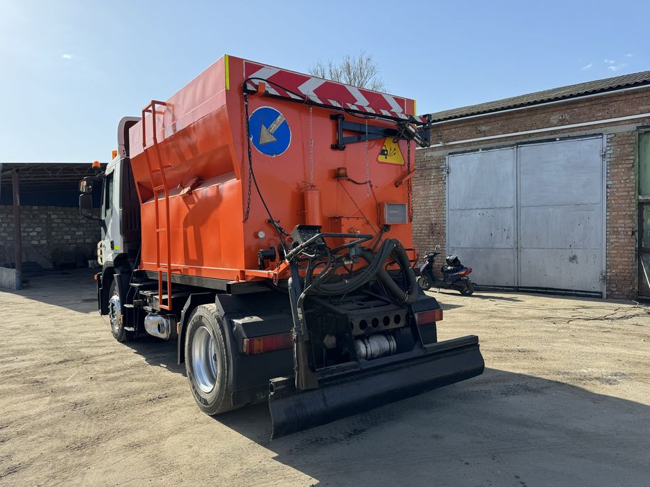 Продам Iveco з установкою для ямкового ремонту струмневий метод