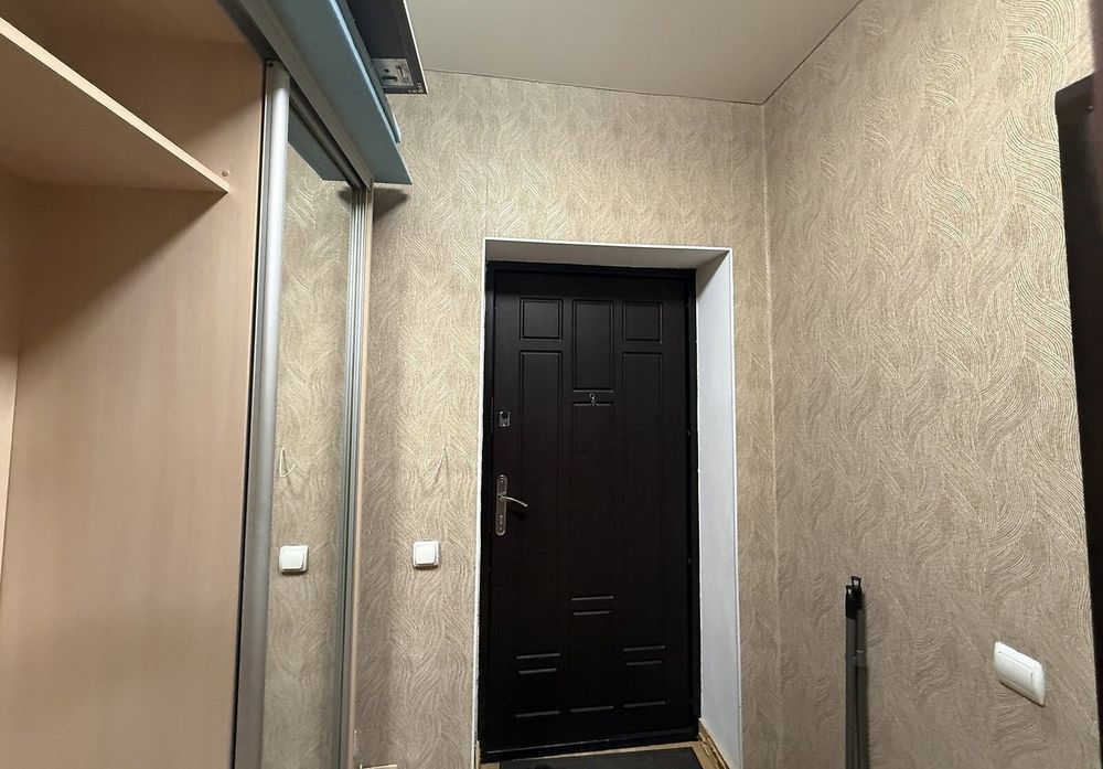 Продам терміново ! Квартира з ремонтом меблями та технікою, 1-кімн., 37 м², Ірпінь. Поруч центральний парк