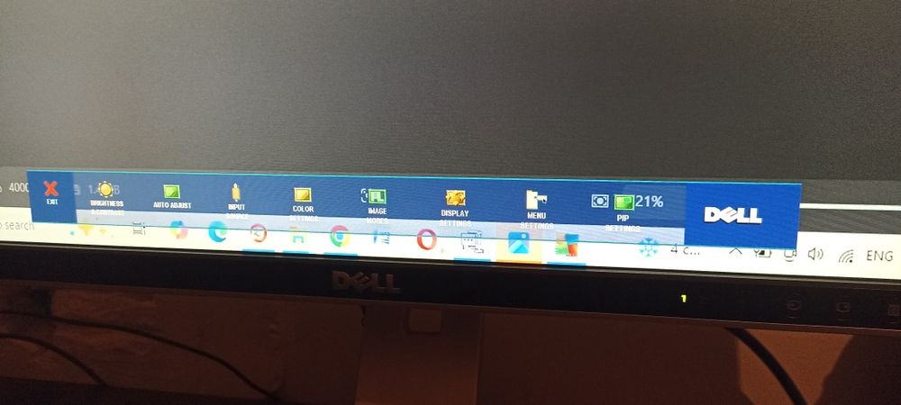 Monitor 24" Dell 2407WFPb– 1920×1200