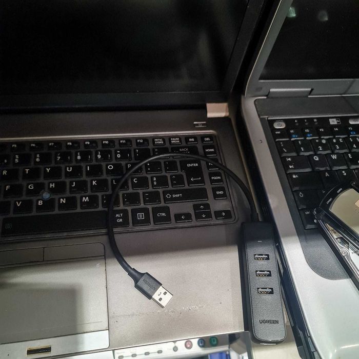 Hub USB UGREEN – 3 Portas USB | USB-A | Compacto e Portátil