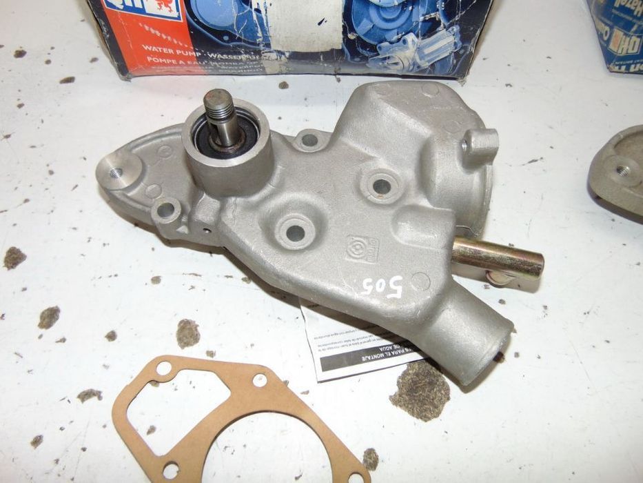 Peugeot 404/504/505 bomba de água