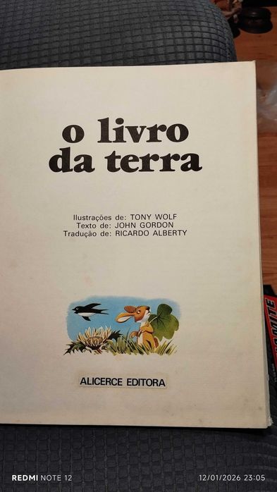 O livro da terra - Alicerce Editora