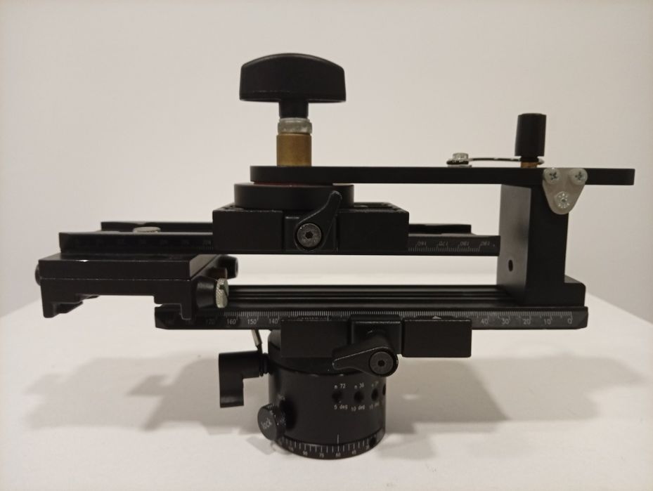 Cabeça Panorâmica Esférica 360⁰ Manfrotto 303SPH (Profissional)