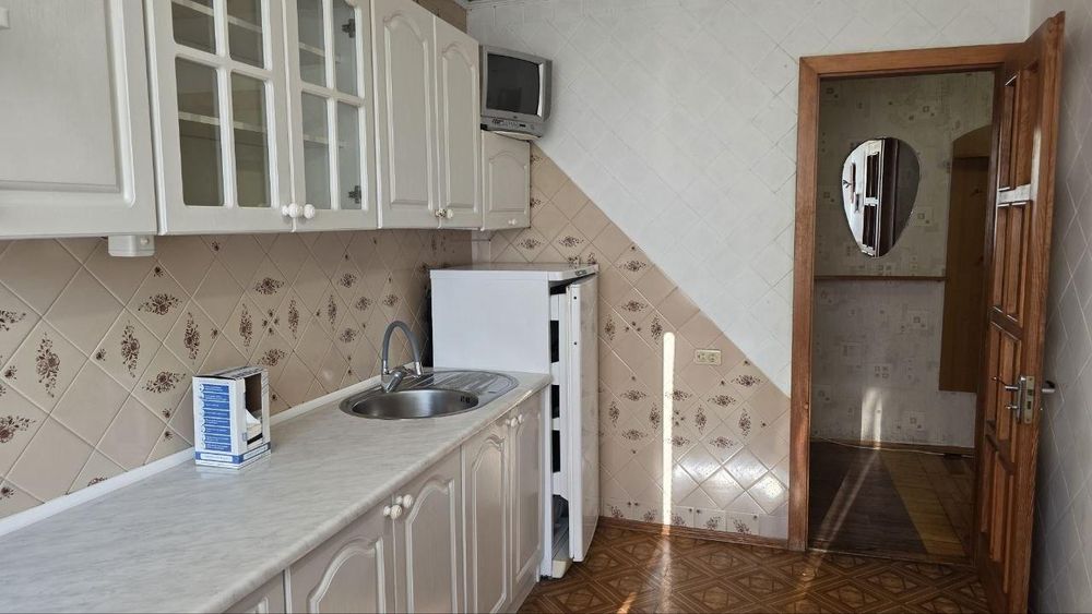 Продам 3-кімнатну квартиру на Жукова. Одеса Таїрова (340-154)