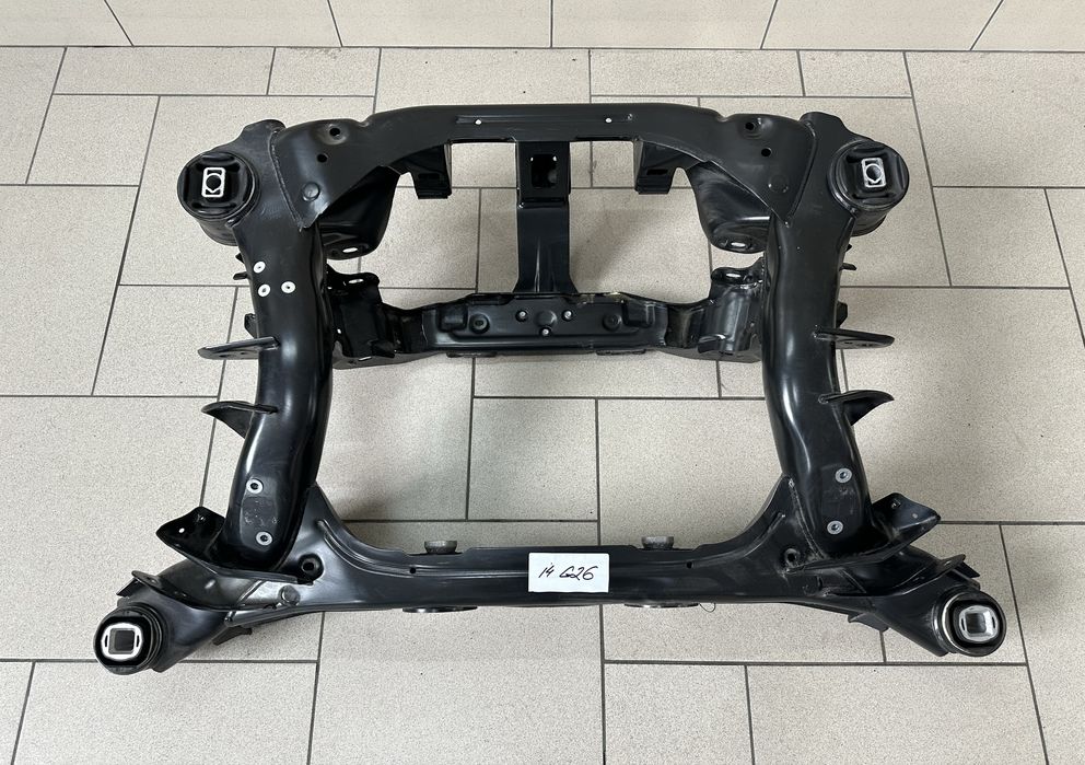 BMW i4 G26 балка задня бмв і4 г26 підрамник зад