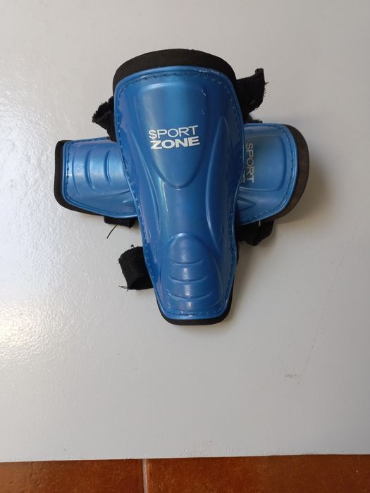 Caneleiras futebo futsal sport zone azuis