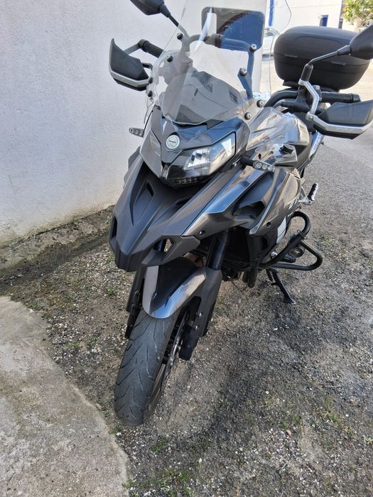 Moto Benelli 502