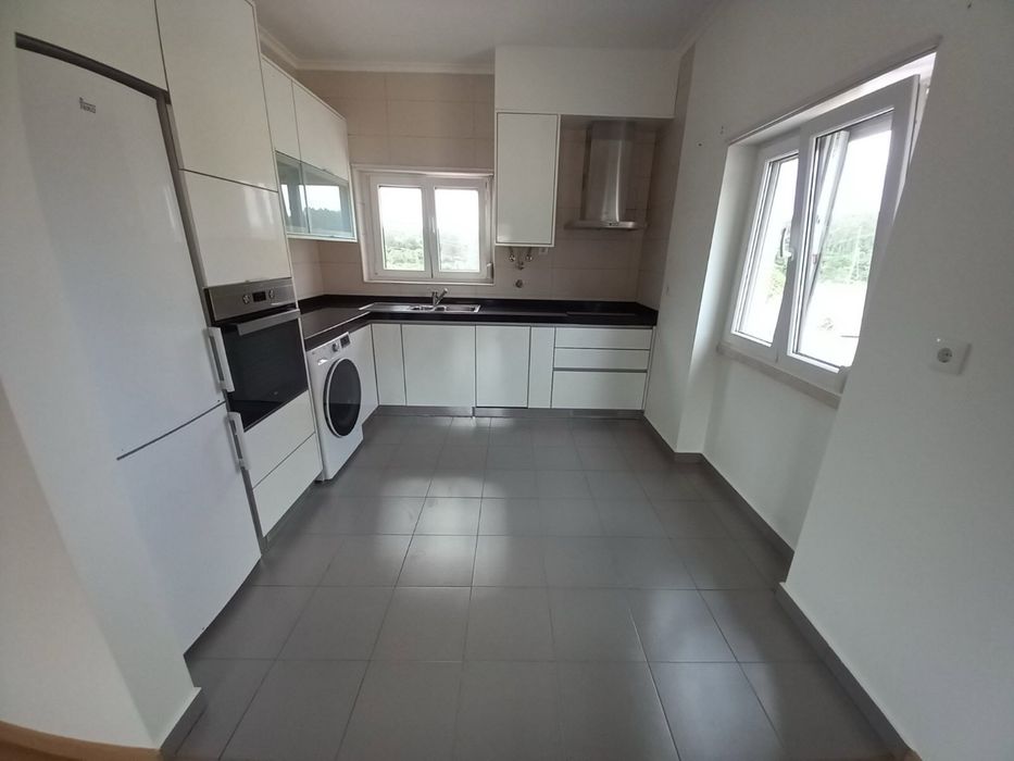 Moradia renovada num terreno de 400m²