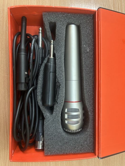 Мікрофон бездротовий Yamaha Ak-407