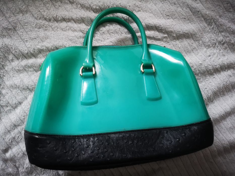 Torebka zielona kuferek