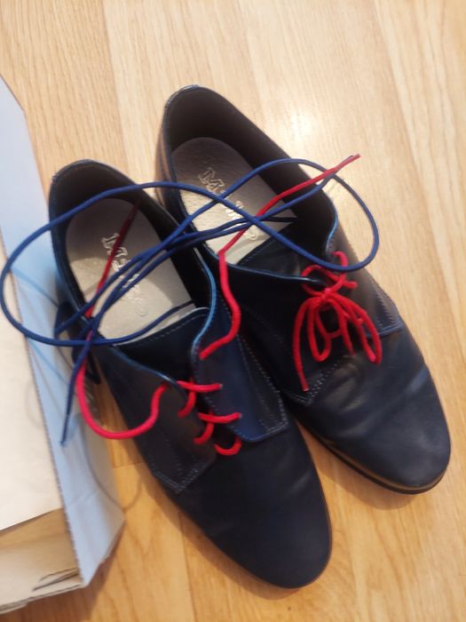 Buty do garnituru komunijne