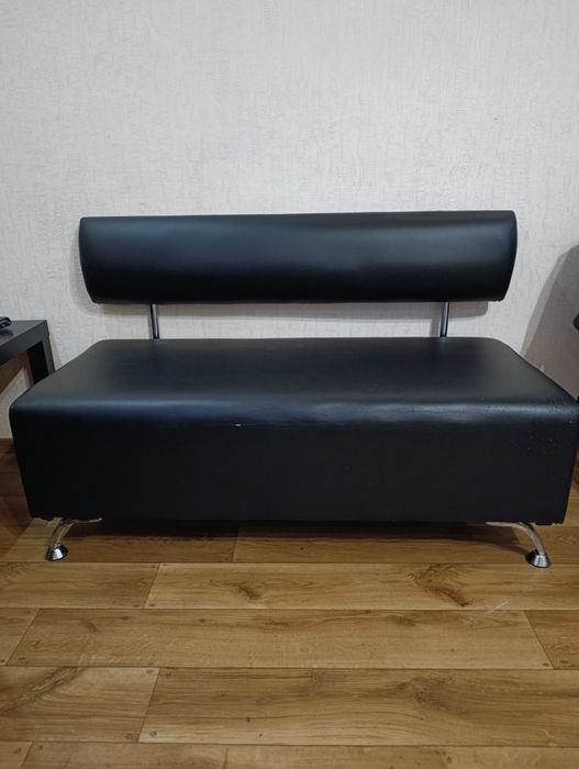 Продам диван для зони очікування