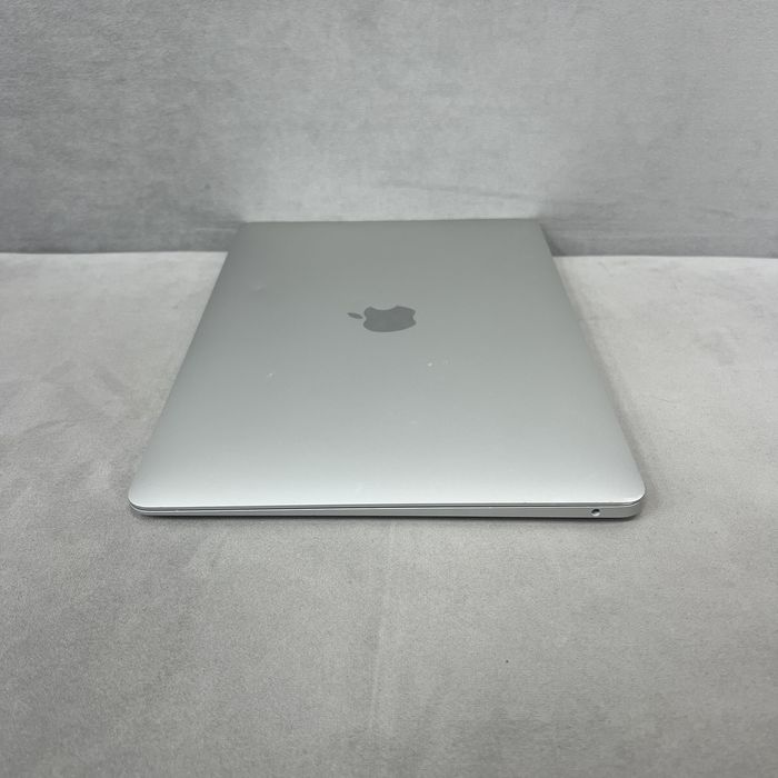 macbook air 13 m1 256gb silver - купити ноутбуки та аксесуари