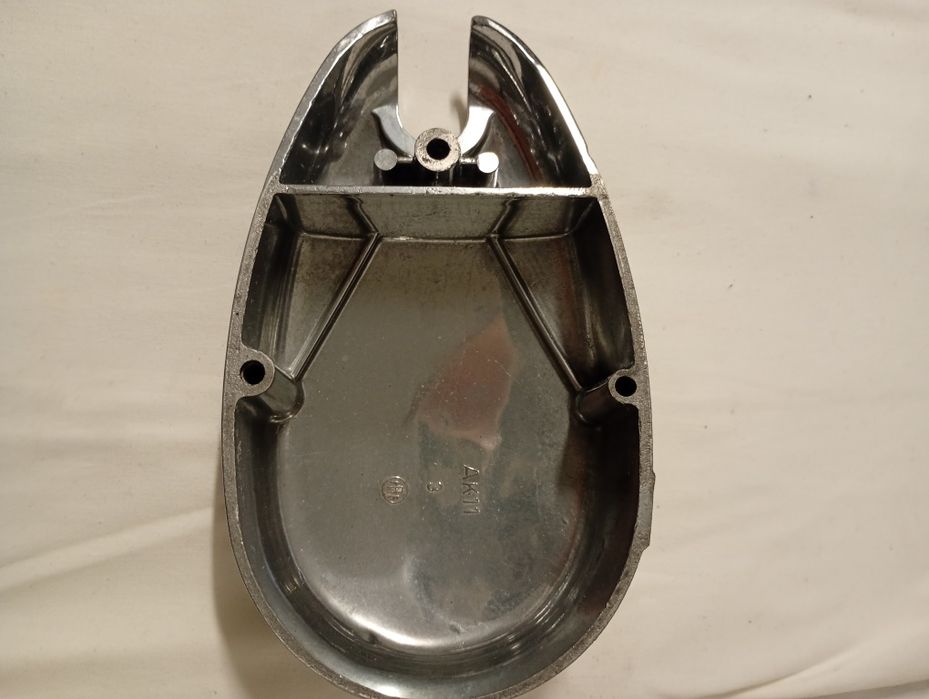 Pokrywa silnika S-38 Komar, Romet.