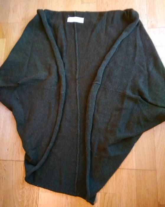 Narzutka, swetr sweter ZARA, rozm L, wełna