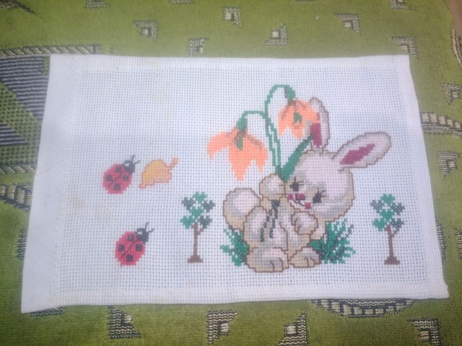 Вишиті картини нитками